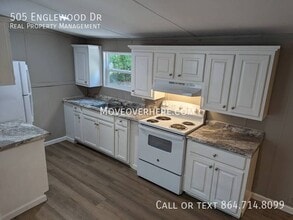 505 Englewood Dr in Greenville, SC - Building Photo - Building Photo