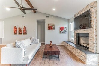 11406 Ruffed Grouse Dr in Austin, TX - Building Photo - Building Photo