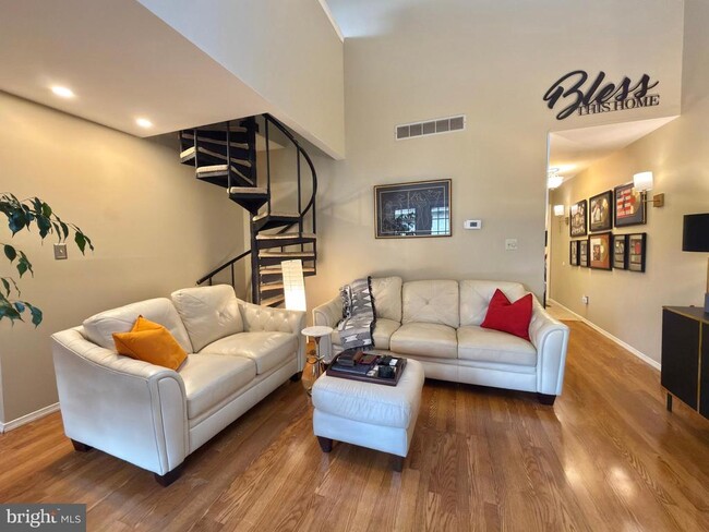 263 Tavistock Rd in Cherry Hill Township, NJ - Building Photo - Building Photo