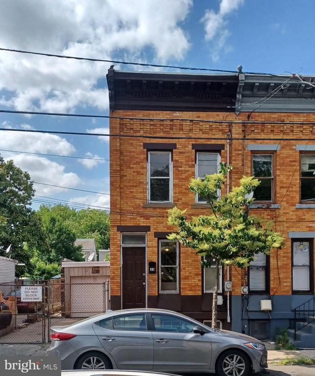35 Mechanics Ave in Trenton, NJ - Building Photo - Building Photo