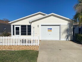 2815 Salamanca St in the Villages, FL - Building Photo