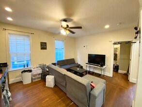 178 Hillside St, Unit 1 in Boston, MA - Foto de edificio - Building Photo