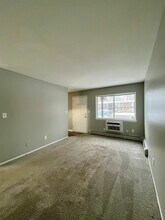 1770 St Johns Blvd in Lincoln Park, MI - Building Photo - Building Photo