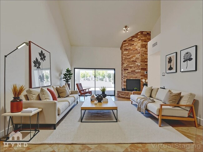 8260 E Sutton Dr in Scottsdale, AZ - Building Photo - Building Photo
