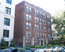 Stratford Condominiums in Washington, DC - Building Photo - Building Photo