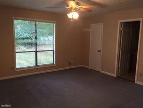 7670 Glen Devon Rd in Jonesboro, GA - Building Photo - Building Photo