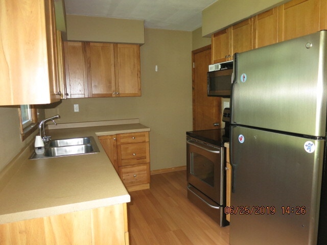 property at 832 19th Ave SE