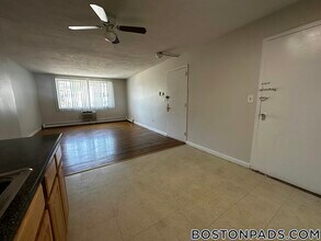 580 Cummins Hwy in Boston, MA - Building Photo - Building Photo