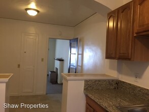 4301 Adeline St in Emeryville, CA - Foto de edificio - Building Photo