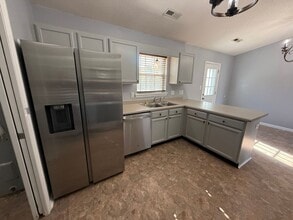 203 Angie Ct in Richlands, NC - Building Photo - Building Photo