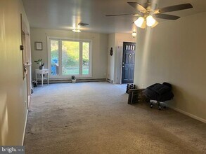 2110 Church Rd in Cinnaminson, NJ - Building Photo - Building Photo