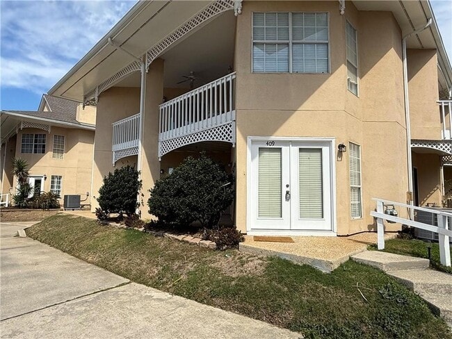 property at 409 Tops L Dr
