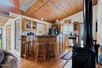 27 Holly Ln in Lake George, NY - Building Photo - Building Photo