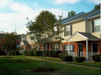 Jouett Square Townhomes in Louisa, VA - Building Photo - Building Photo