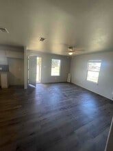 3505 E Colgate St in Lubbock, TX - Foto de edificio - Building Photo