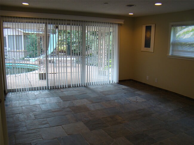4628 Roseneath Dr in Houston, TX - Building Photo - Building Photo