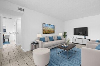 5736 W 26th Ave in Hialeah, FL - Building Photo - Building Photo