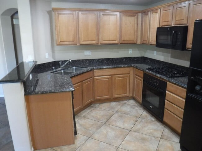11830 Tevare Ln in Las Vegas, NV - Building Photo - Building Photo