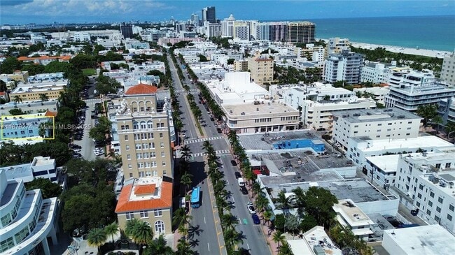 1218 Drexel Ave in Miami Beach, FL - Building Photo - Building Photo