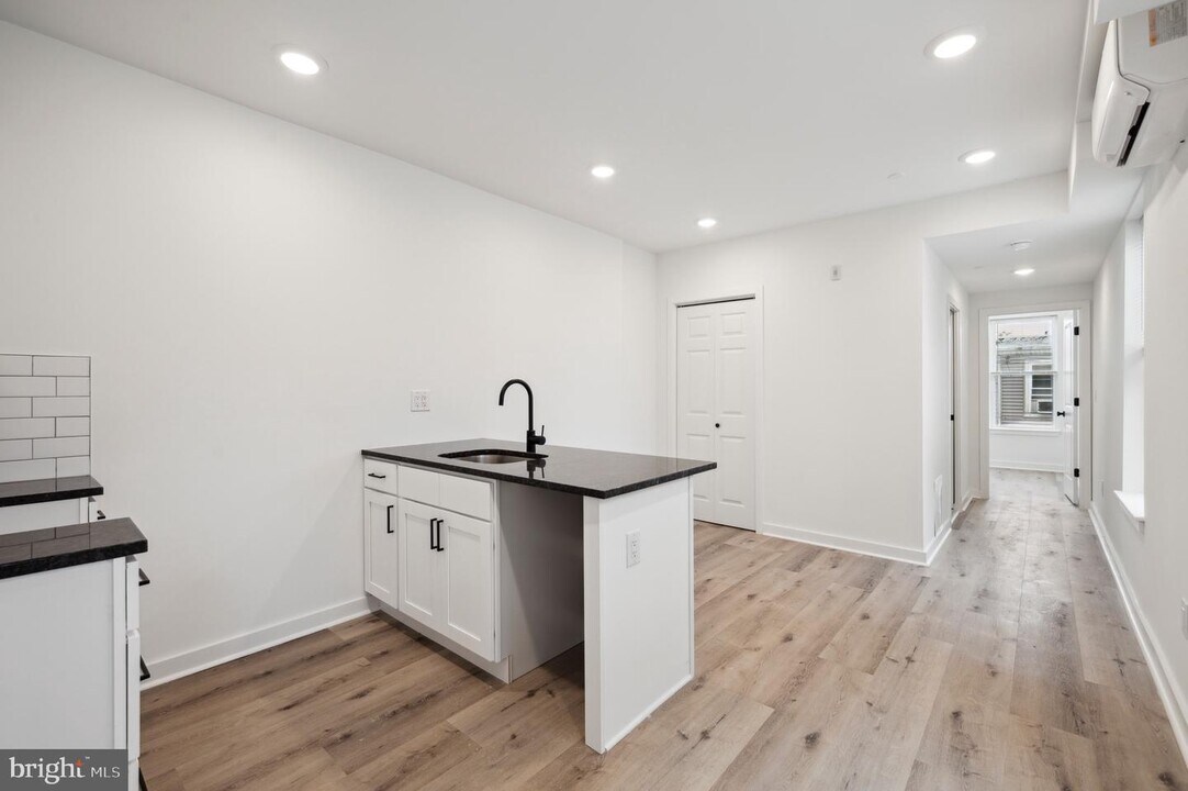 3458 Frankford Ave Photo