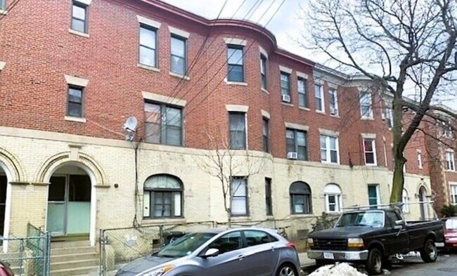62 Empire St, Unit 1