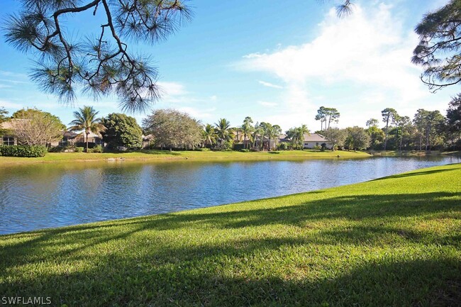 6855 Old Banyan Way in Naples, FL - Foto de edificio - Building Photo