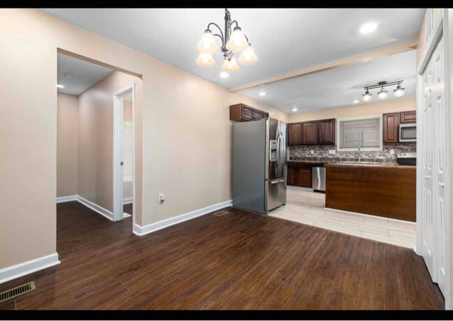 1008 E Club Blvd in Durham, NC - Building Photo - Building Photo