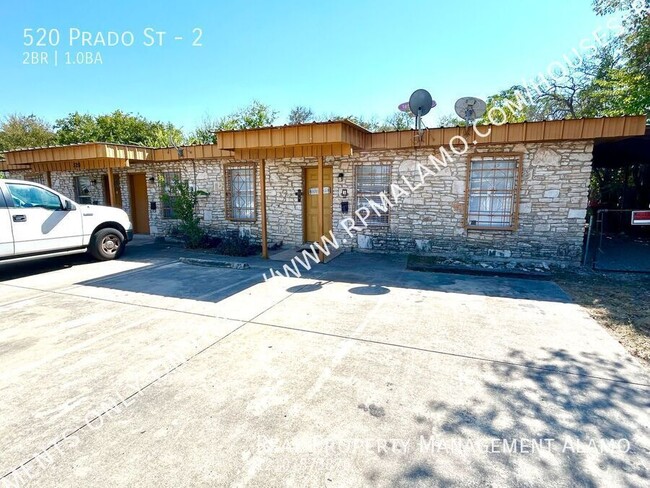 520 Prado St in San Antonio, TX - Building Photo - Building Photo