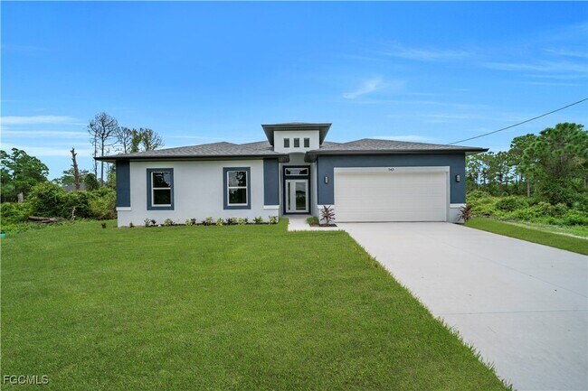 543 McArthur Blvd in Lehigh Acres, FL - Building Photo - Building Photo