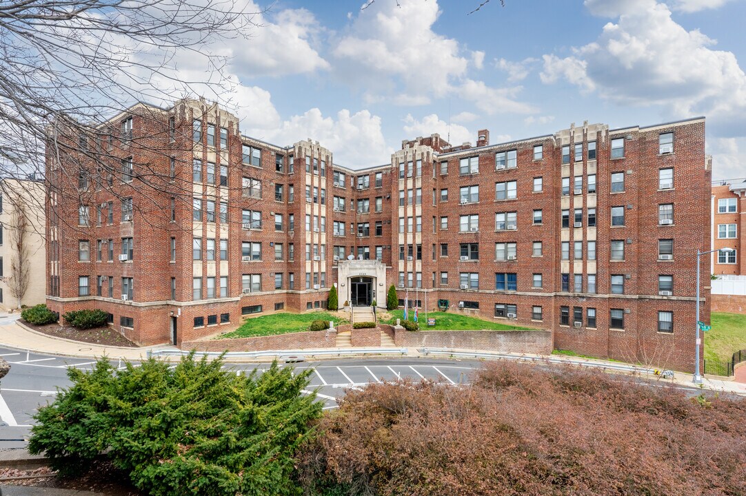 Adams Garden Towers in Washington, DC - Building Photo