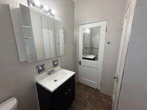 1121 N Bowman Ave in Danville, IL - Building Photo - Building Photo