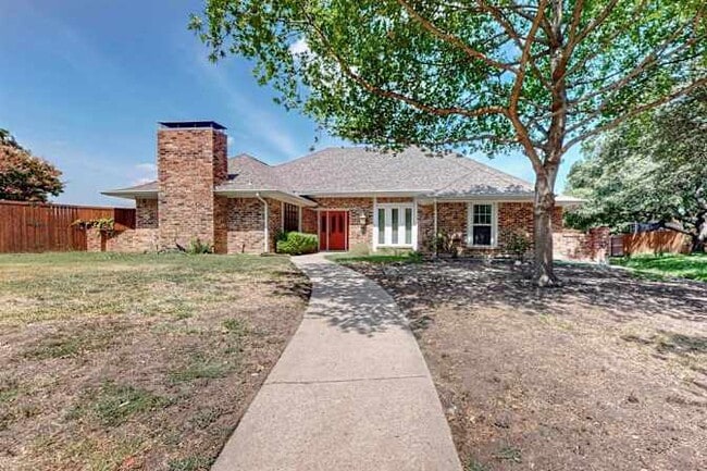 property at 2103 Heather Hill Ln