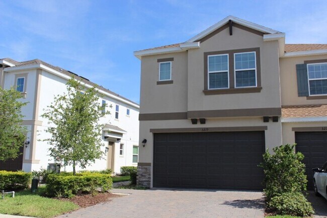 3219 Painted Blossom Ct in Lutz, FL - Building Photo - Building Photo