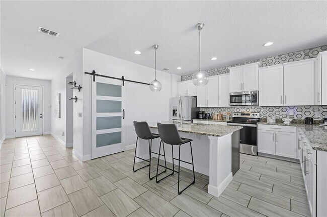 133 Whirlaway Dr in Davenport, FL - Building Photo - Building Photo