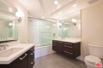 1636 S Beverly Glen Blvd in Los Angeles, CA - Building Photo - Building Photo