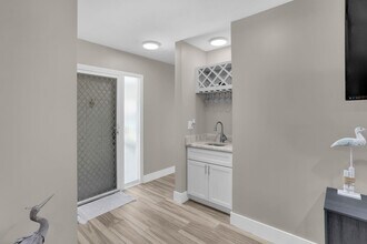60 Pelican Pointe Dr in Delray Beach, FL - Building Photo - Building Photo