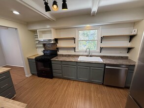 230 Bethel Rd in Somers Point, NJ - Building Photo - Building Photo