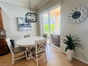 14265 Manchester Dr in Naples, FL - Foto de edificio - Building Photo