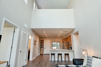 Fourth Street East in Oakland, CA - Building Photo - Interior Photo