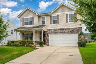 532 Oak Forest Ln in Fort Mill, SC - Building Photo - Building Photo