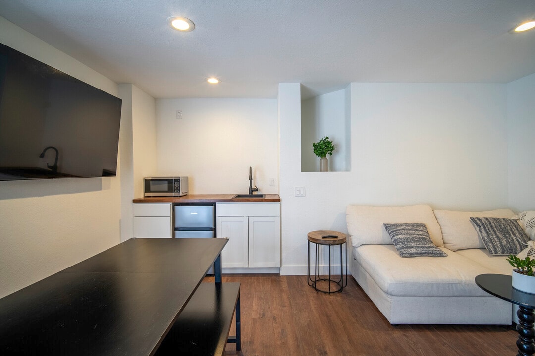 2912 Via Hidalgo, Unit 2912 via Hidalgo b in San Clemente, CA - Building Photo