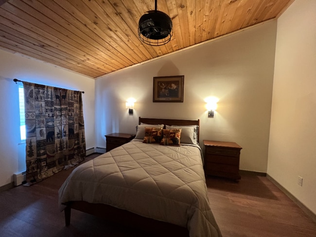 2301 Lincoln in Anchorage, AK - Foto de edificio - Building Photo