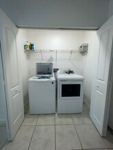 1010 NW 3rd Ave in Fort Lauderdale, FL - Building Photo - Building Photo