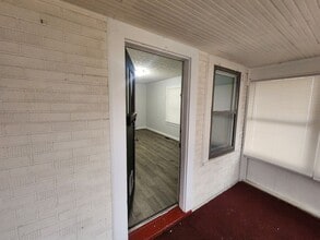 1490 Clara Ave in Louisville, KY - Building Photo - Building Photo