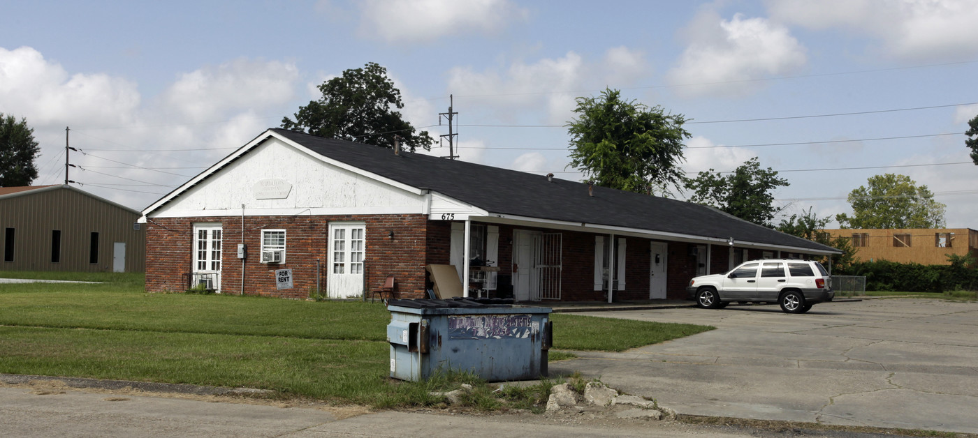 675 N Carrollton Ave in Baton Rouge, LA - Building Photo