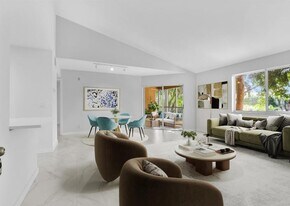 3430 Pinewalk Dr N in Margate, FL - Building Photo