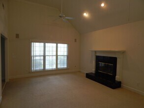 8408 Fiddlestick Way in Wilmington, NC - Building Photo - Building Photo