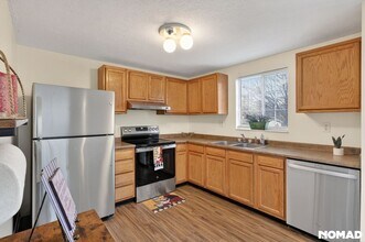 603 Dellinger Dr in Jeffersonville, IN - Building Photo - Building Photo