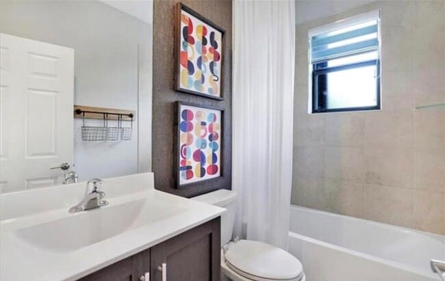 1513 SW 28th St in Fort Lauderdale, FL - Foto de edificio - Building Photo