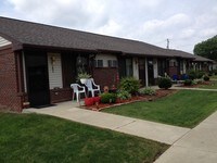 Building Photo - Tanglewood apartments Apartments in Frankfort, Ohio